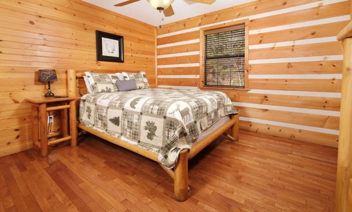 Smoky View With A Twist Villa Pigeon Forge Eksteriør bilde