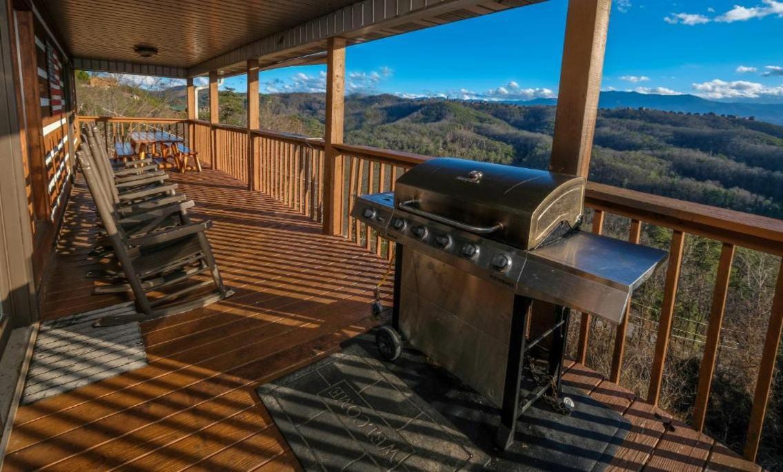 Smoky View With A Twist Villa Pigeon Forge Eksteriør bilde