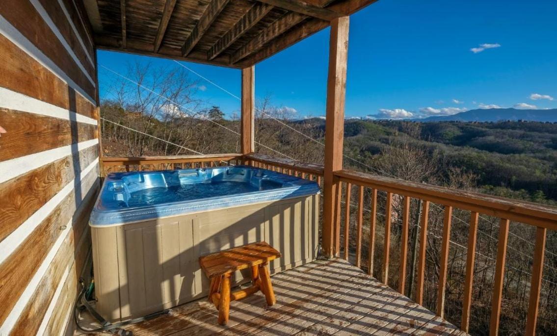 Smoky View With A Twist Villa Pigeon Forge Eksteriør bilde
