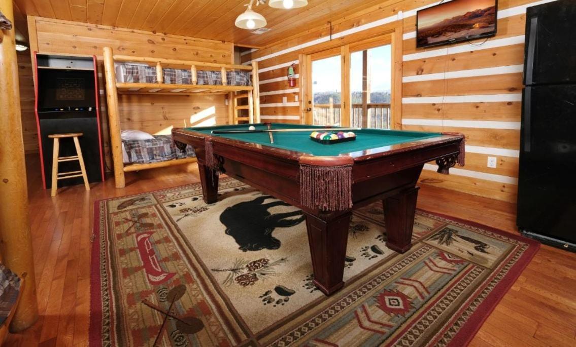 Smoky View With A Twist Villa Pigeon Forge Eksteriør bilde